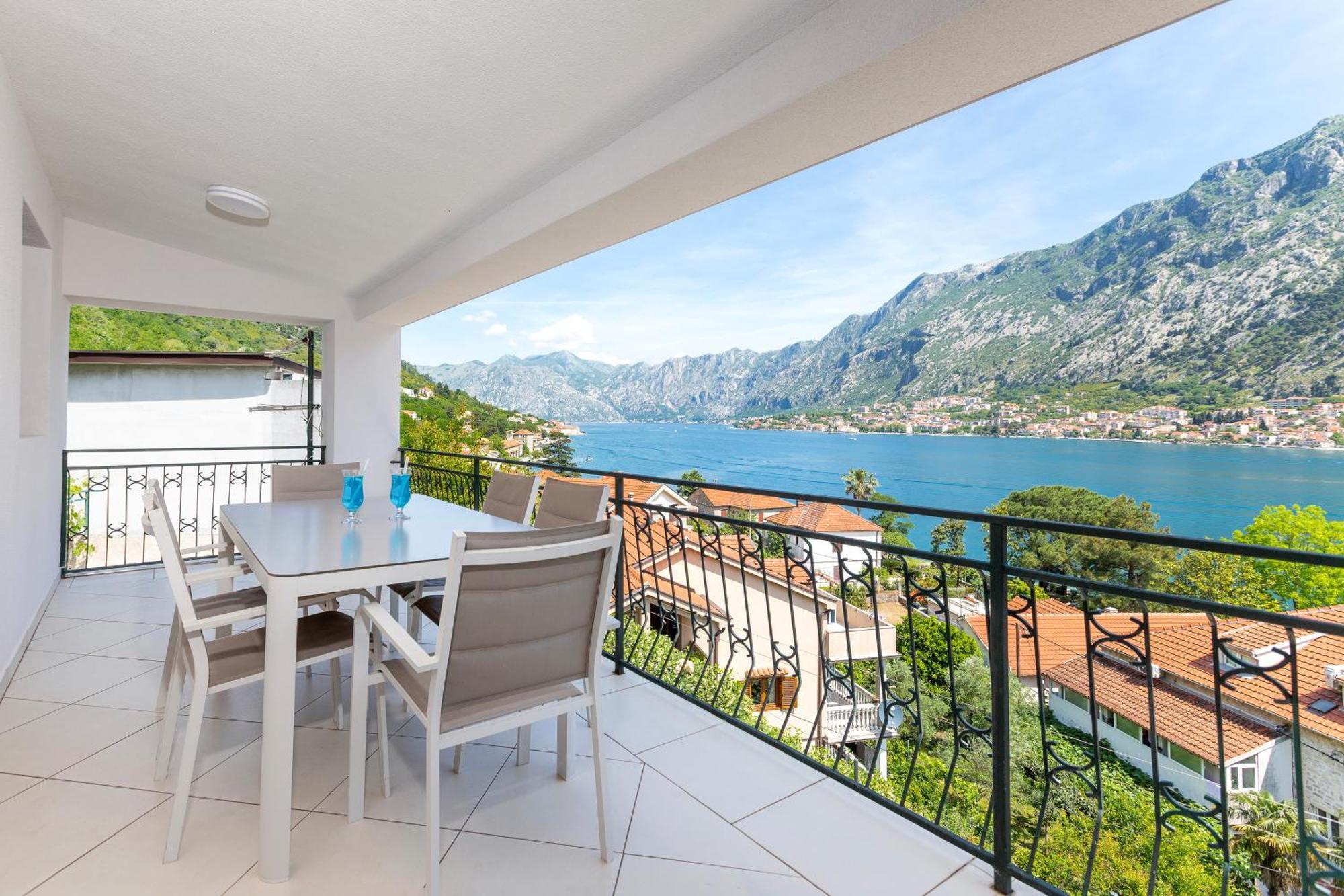 Apartments Doncic โกตอร์ ภายนอก รูปภาพ